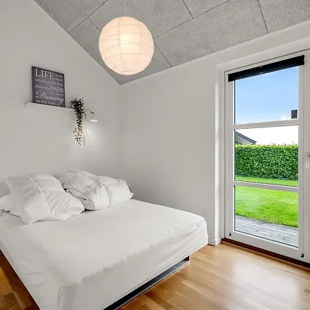 Bernice - 900m From The Sea By Interhome Holiday home