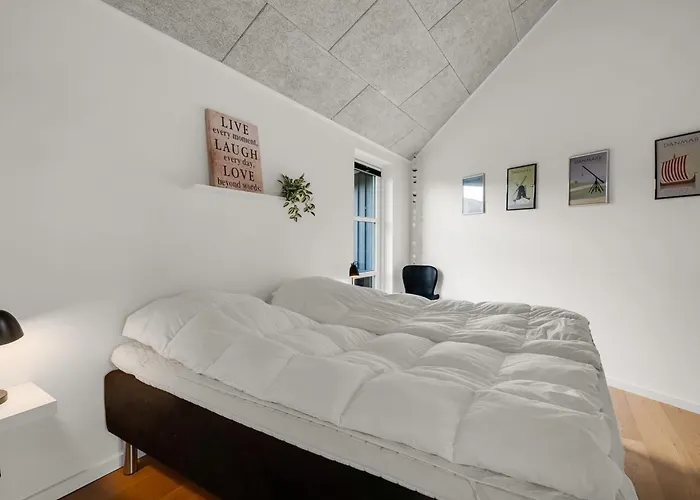 Bernice - 900m From The Sea By Interhome
