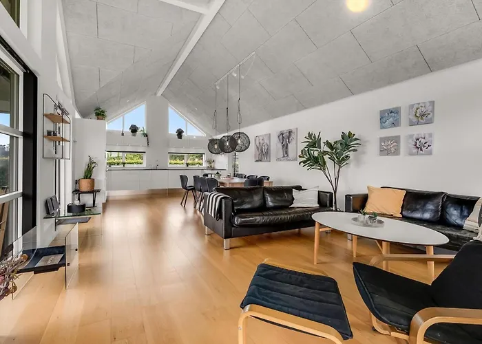 Bernice - 900m From The Sea By Interhome *
